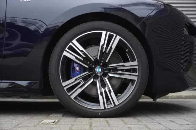 BMW i7 (2025) thumbnail 6