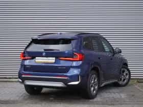 BMW iX1 (2026) thumbnail 2
