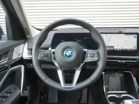BMW iX1 (2026) thumbnail 7