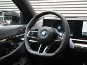 BMW i5 (2026) thumbnail 23