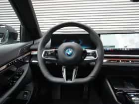 BMW i5 (2026) thumbnail 7