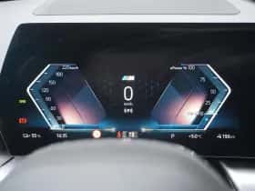 BMW iX1 (2025) thumbnail 18