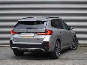 BMW iX1 (2025) thumbnail 4