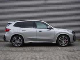 BMW iX1 (2025) thumbnail 5