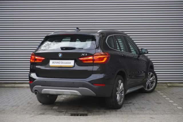 BMW X1 (2018) thumbnail 2