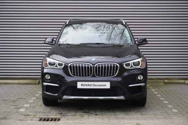 BMW X1 (2018) thumbnail 3