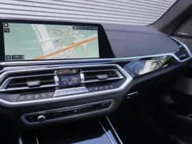 BMW X5 (2021) thumbnail 11