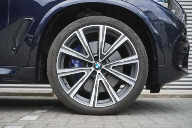 BMW X5 (2021) thumbnail 6