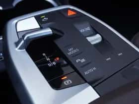 BMW iX1 (2024) thumbnail 12