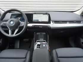 BMW iX1 (2026) thumbnail 9