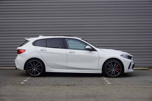 BMW 1-Serie (2022) thumbnail 4