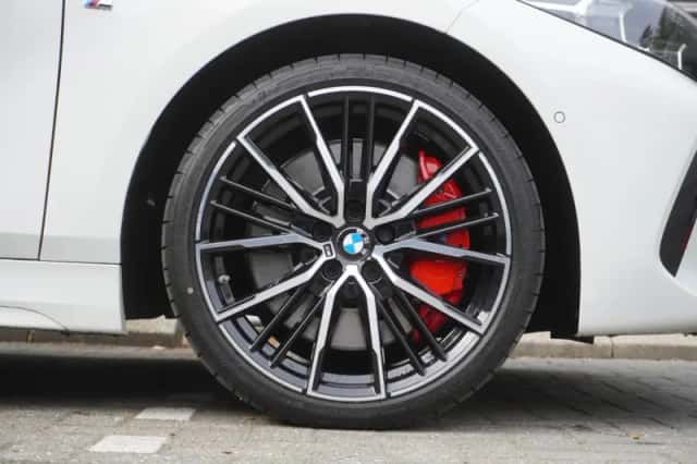 BMW 1-Serie (2022) thumbnail 6