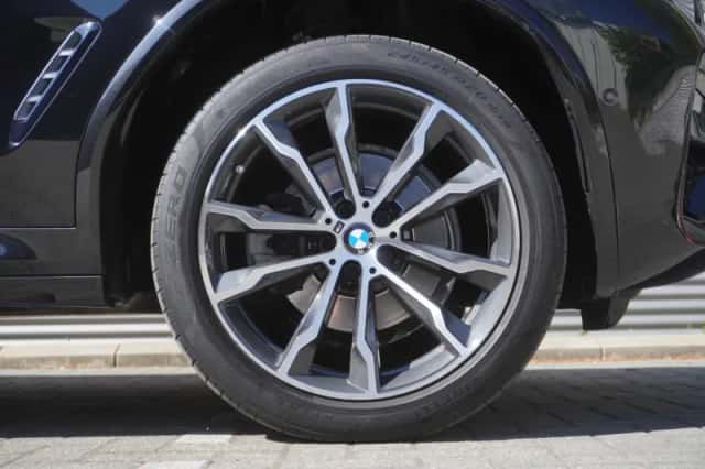 BMW X3 (2021) thumbnail 6