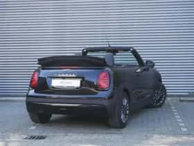 MINI Cabrio (2025) thumbnail 2