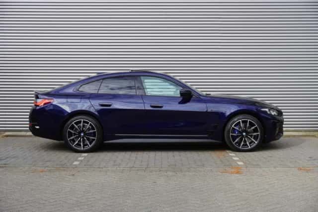 BMW i4 (2026) thumbnail 4