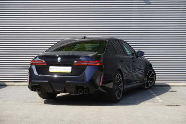 BMW M5 (2026) thumbnail 2