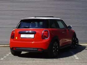 MINI Electric (2023) thumbnail 2