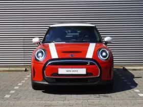 MINI Electric (2023) thumbnail 3
