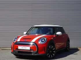 MINI Electric (2023) thumbnail 25
