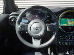 MINI Electric (2023) thumbnail 7