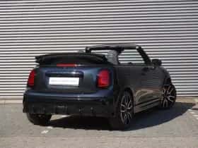 MINI Cabrio (2026) thumbnail 4