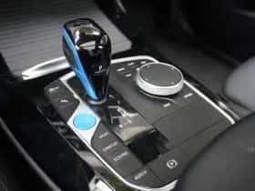 BMW iX3 (2022) thumbnail 12