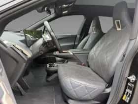 BMW iX (2022) thumbnail 4