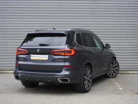 BMW X5 (2019) thumbnail 2