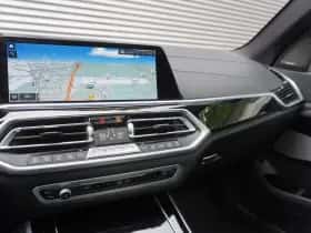 BMW X5 (2019) thumbnail 11