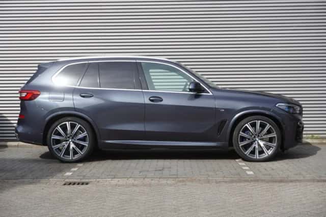 BMW X5 (2019) thumbnail 4