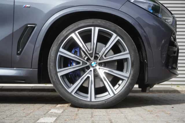 BMW X5 (2019) thumbnail 6