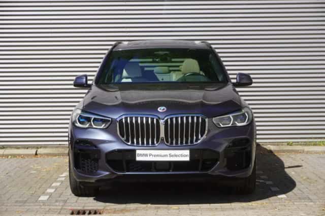 BMW X5 (2022) thumbnail 3
