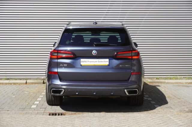 BMW X5 (2022) thumbnail 5