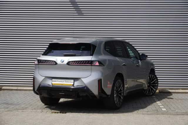 BMW iX3 (2026) thumbnail 2
