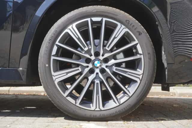 BMW iX1 (2026) thumbnail 6