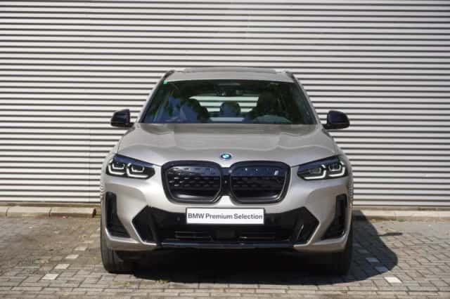 BMW iX3 (2023) thumbnail 3