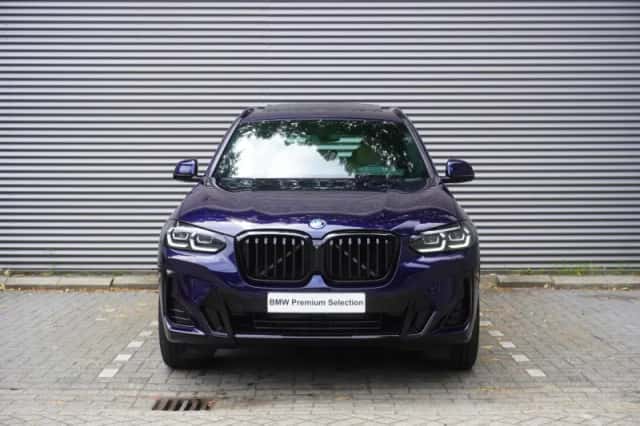 BMW X3 (2023) thumbnail 3
