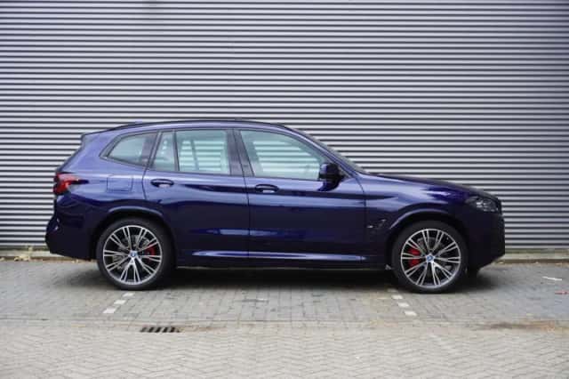 BMW X3 (2023) thumbnail 4