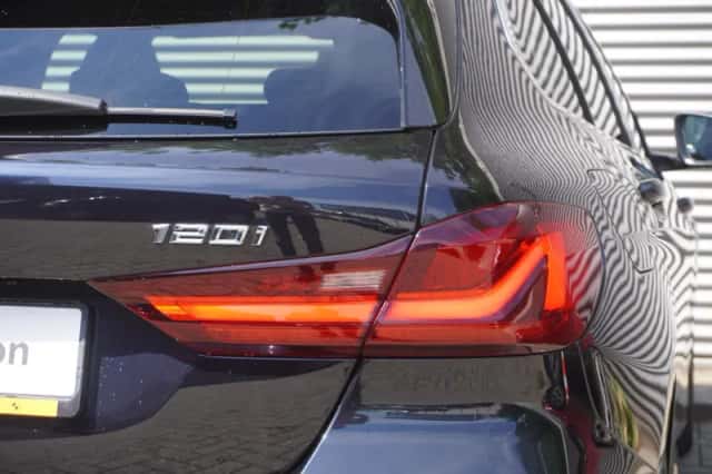 BMW 1-Serie (2022) thumbnail 6