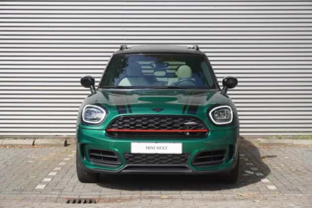 MINI Countryman (2023) thumbnail 3