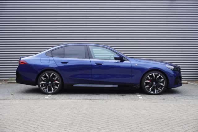 BMW 5-Serie (2025) thumbnail 4