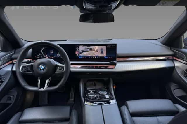 BMW 5-Serie (2025) thumbnail 4