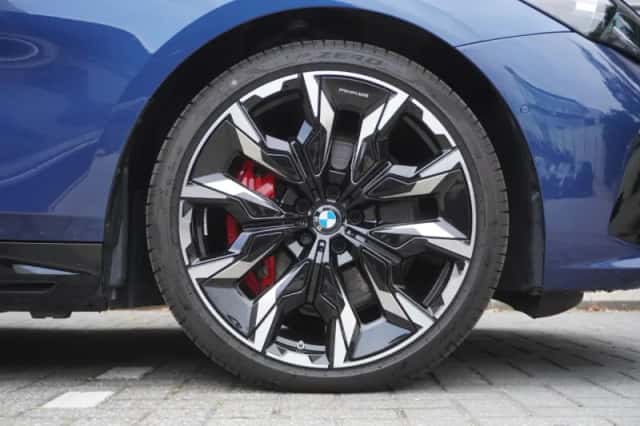 BMW 5-Serie (2025) thumbnail 6