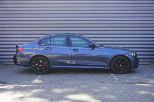 BMW 3-Serie (2025) thumbnail 2