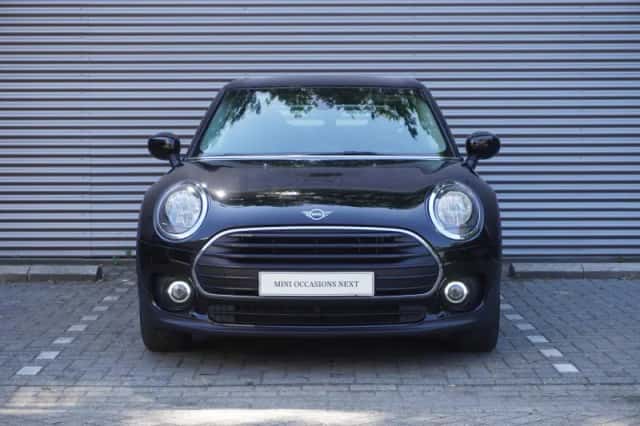 MINI Clubman (2019) thumbnail 3