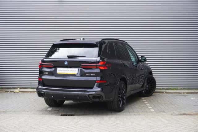 BMW X5 (2026) thumbnail 2