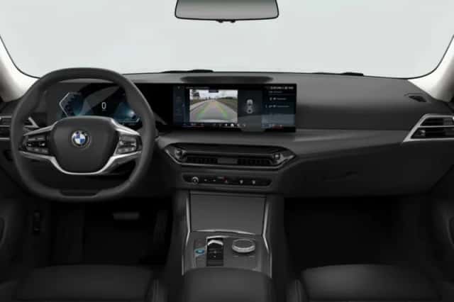 BMW i4 (2026) thumbnail 3