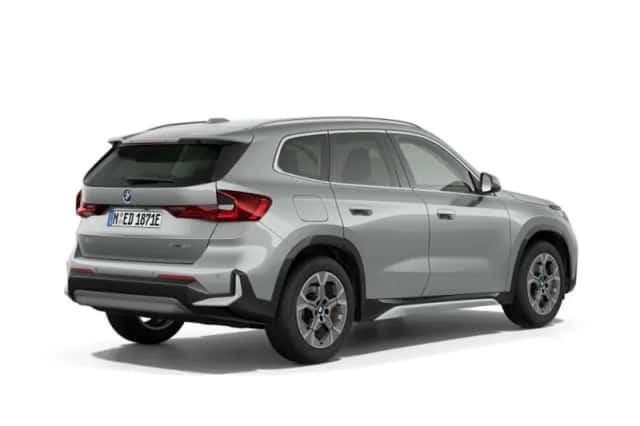 BMW iX1 (2026) thumbnail 2