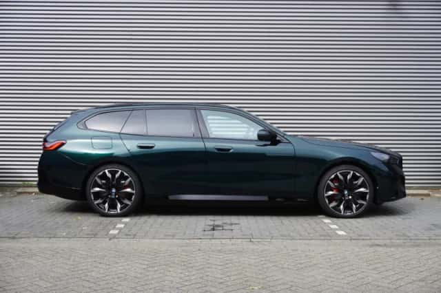 BMW i5 (2026) thumbnail 4