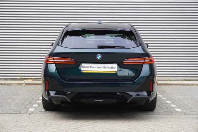 BMW i5 (2026) thumbnail 5